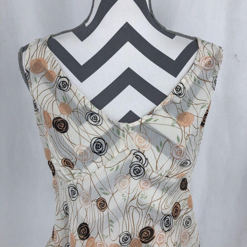 New York & Company Tank Top Sleeveless Cream Floral Blouse Medium